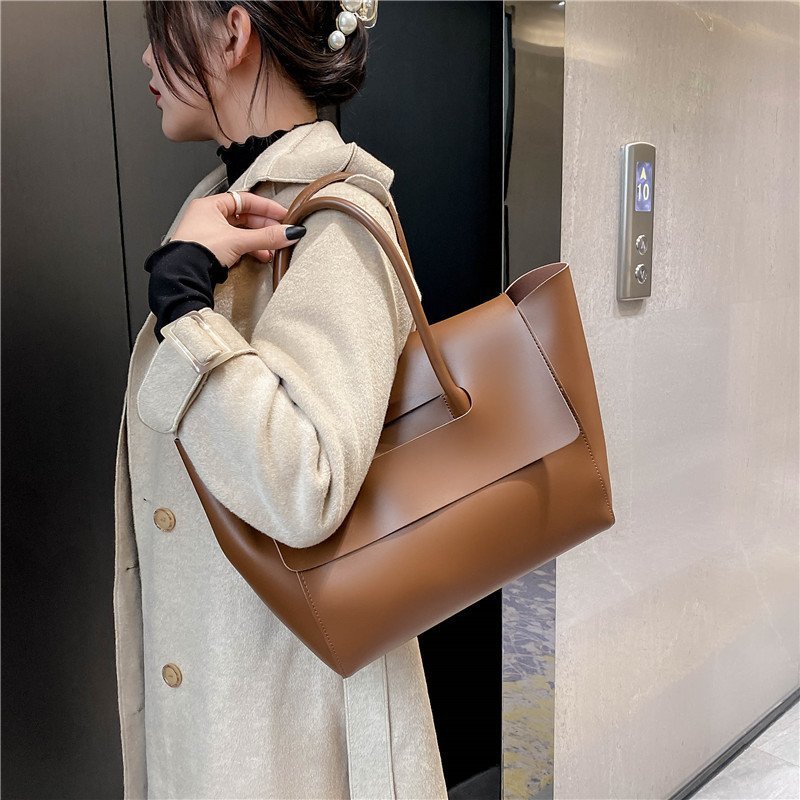 Sac à Main Rétro Grande Capacité – Tote Élégant