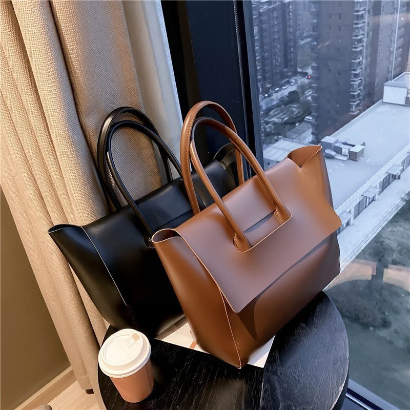 Sac à Main Rétro Grande Capacité – Tote Élégant