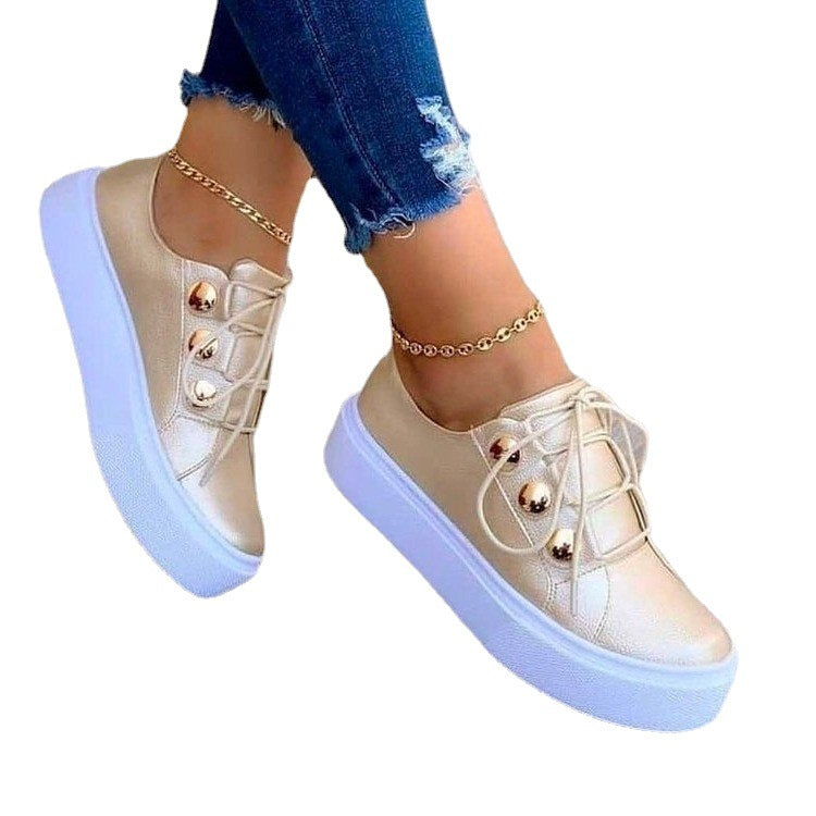Sneakers Rivets à Lacets